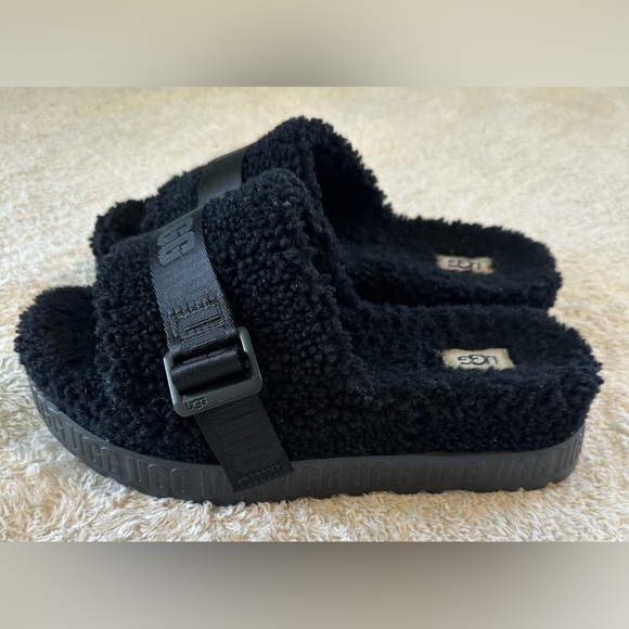 UGG Fluffita Black Platform Sandal size 9 - Picture 3 of 10